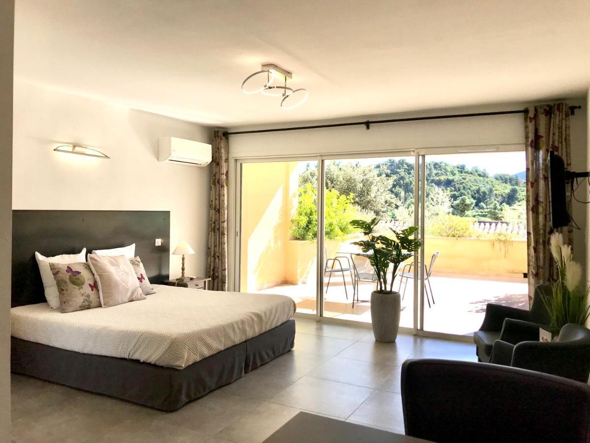 Hotel Clos Saint-michel & 3*