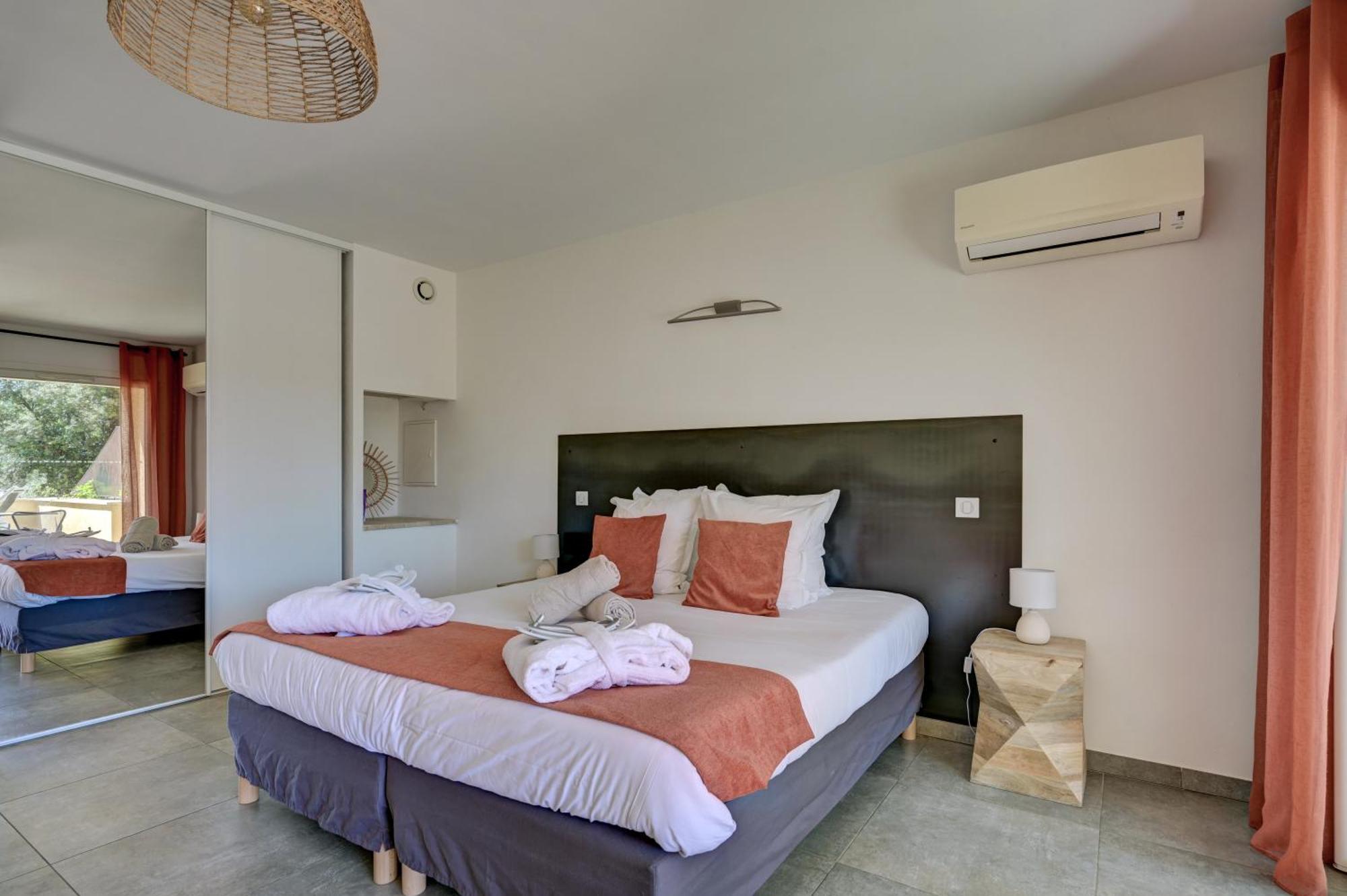 Hotel Clos Saint-michel & 3*